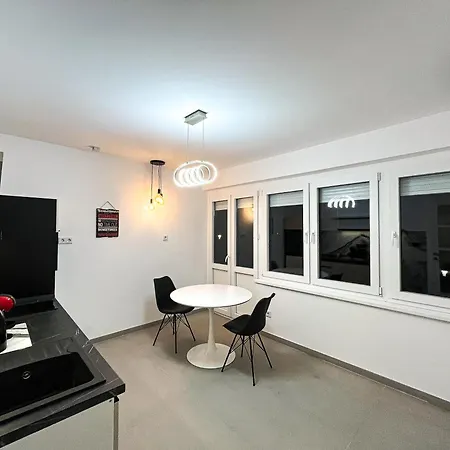 Astra Apartment